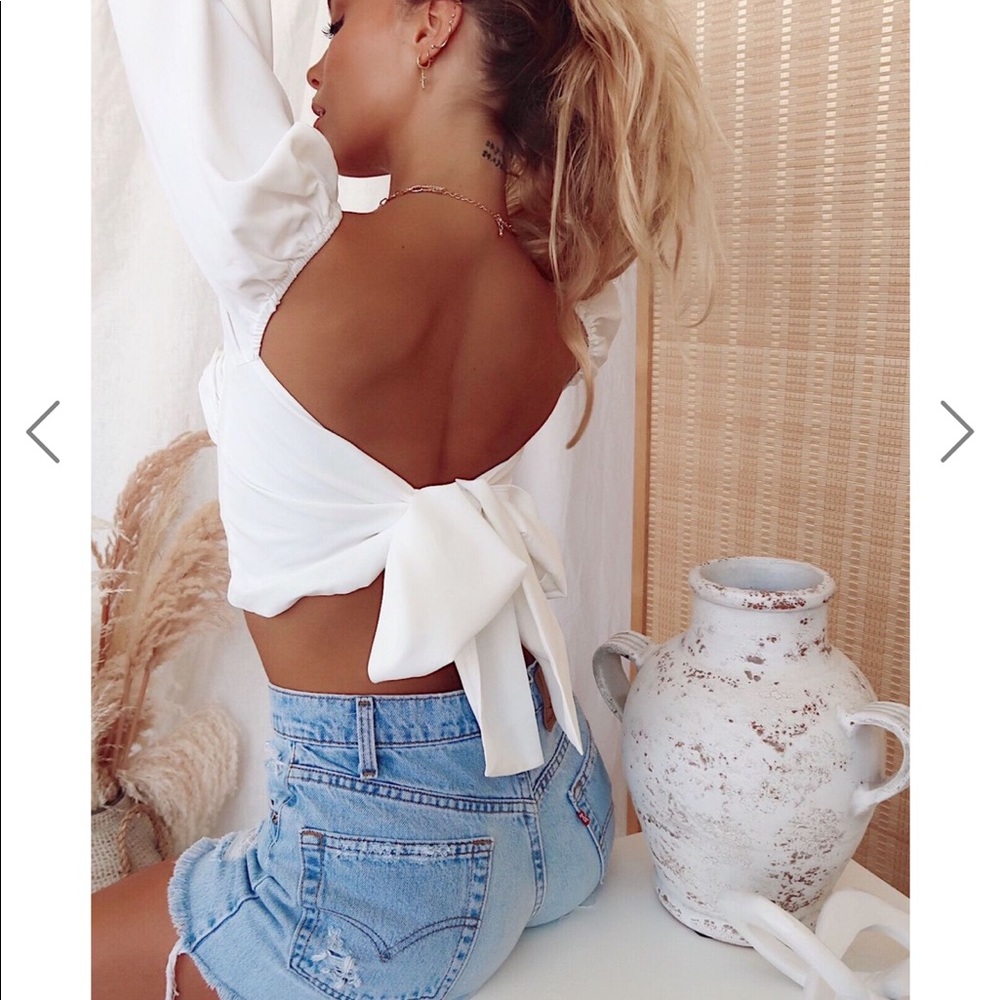 Backless White Crop Top✨